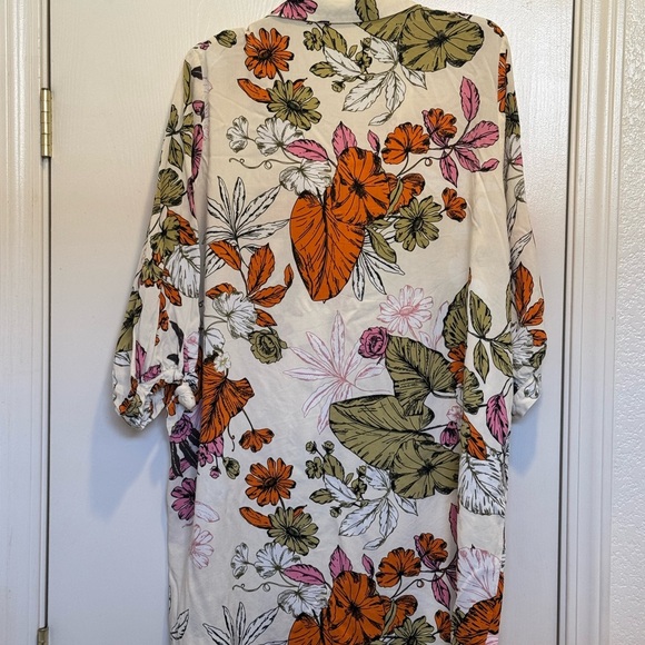 Women's Floral print cover up - Picture 2 of 4